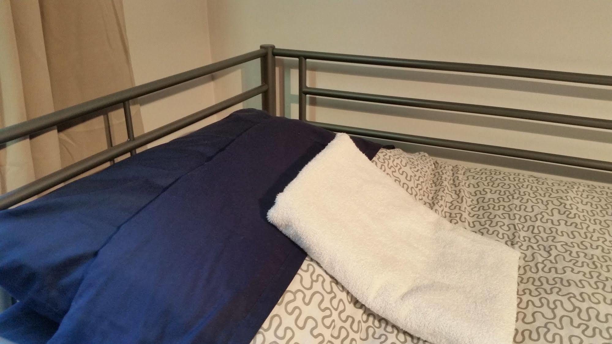 Auberge Reboot Hostel Montreal Bagian luar foto