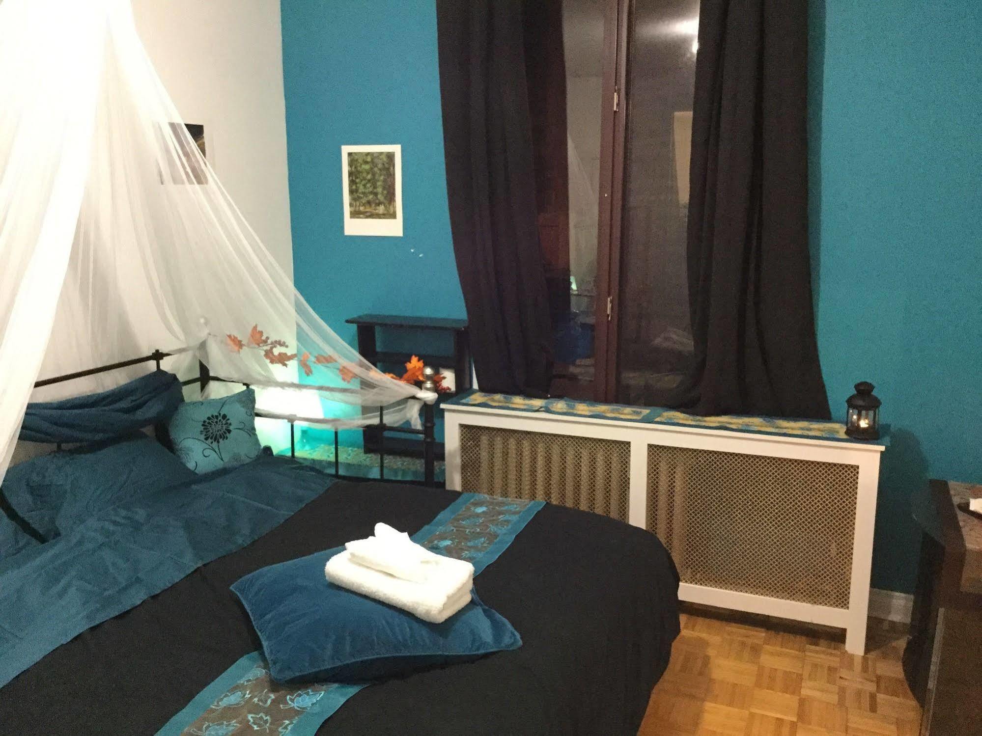 Auberge Reboot Hostel Montreal Bagian luar foto